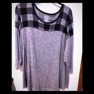 Plus size women's blouse